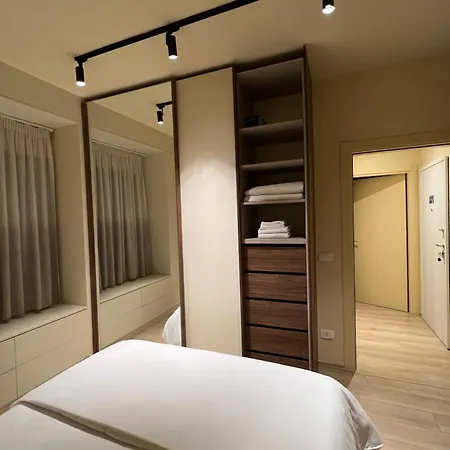 Milas House 2 * 地拉那