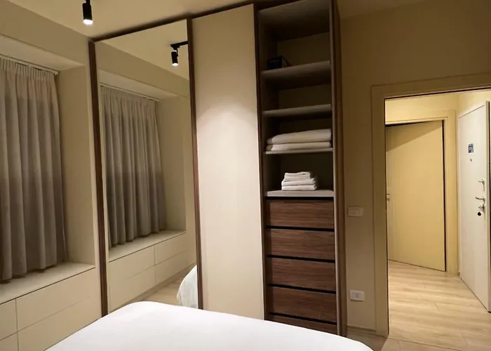 Milas House 2 * 地拉那